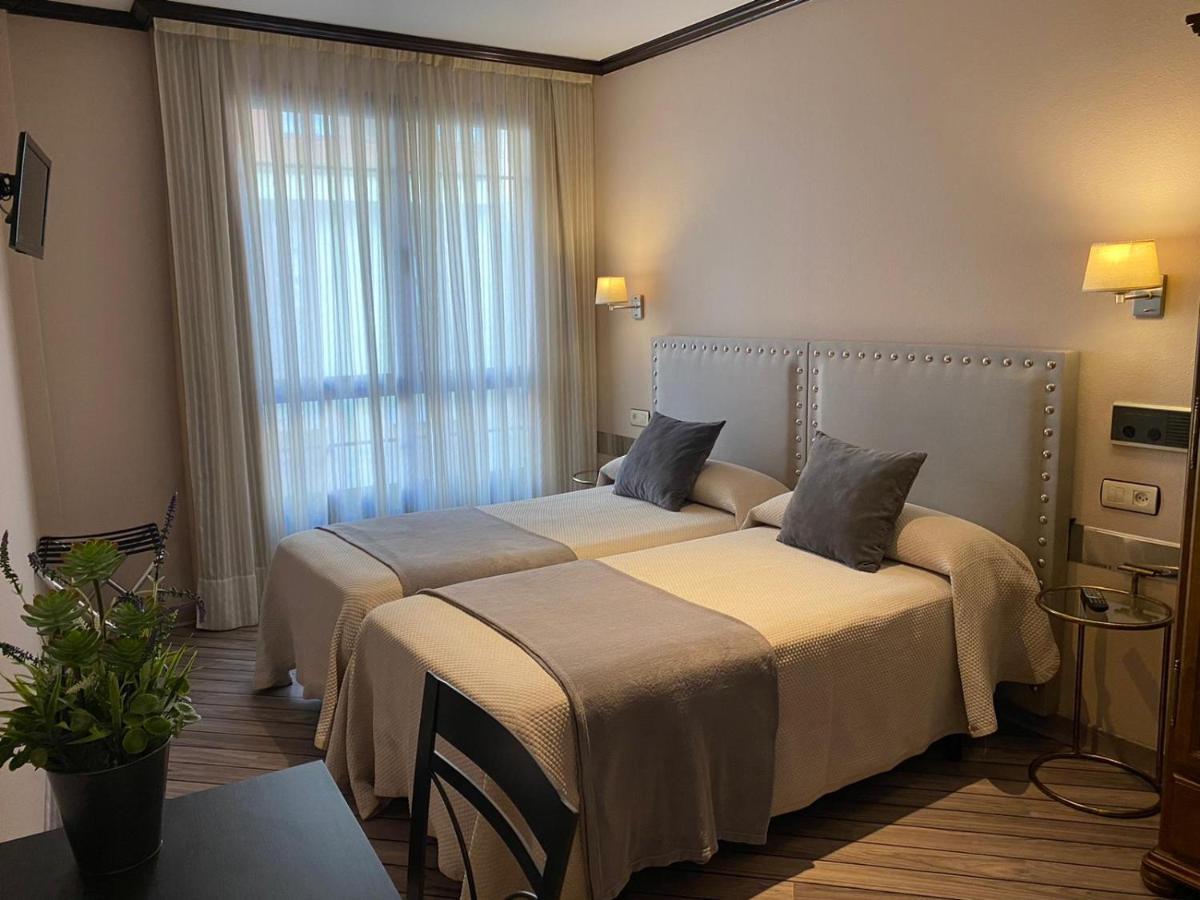 Hotel Los Molinos Llanes Exterior photo